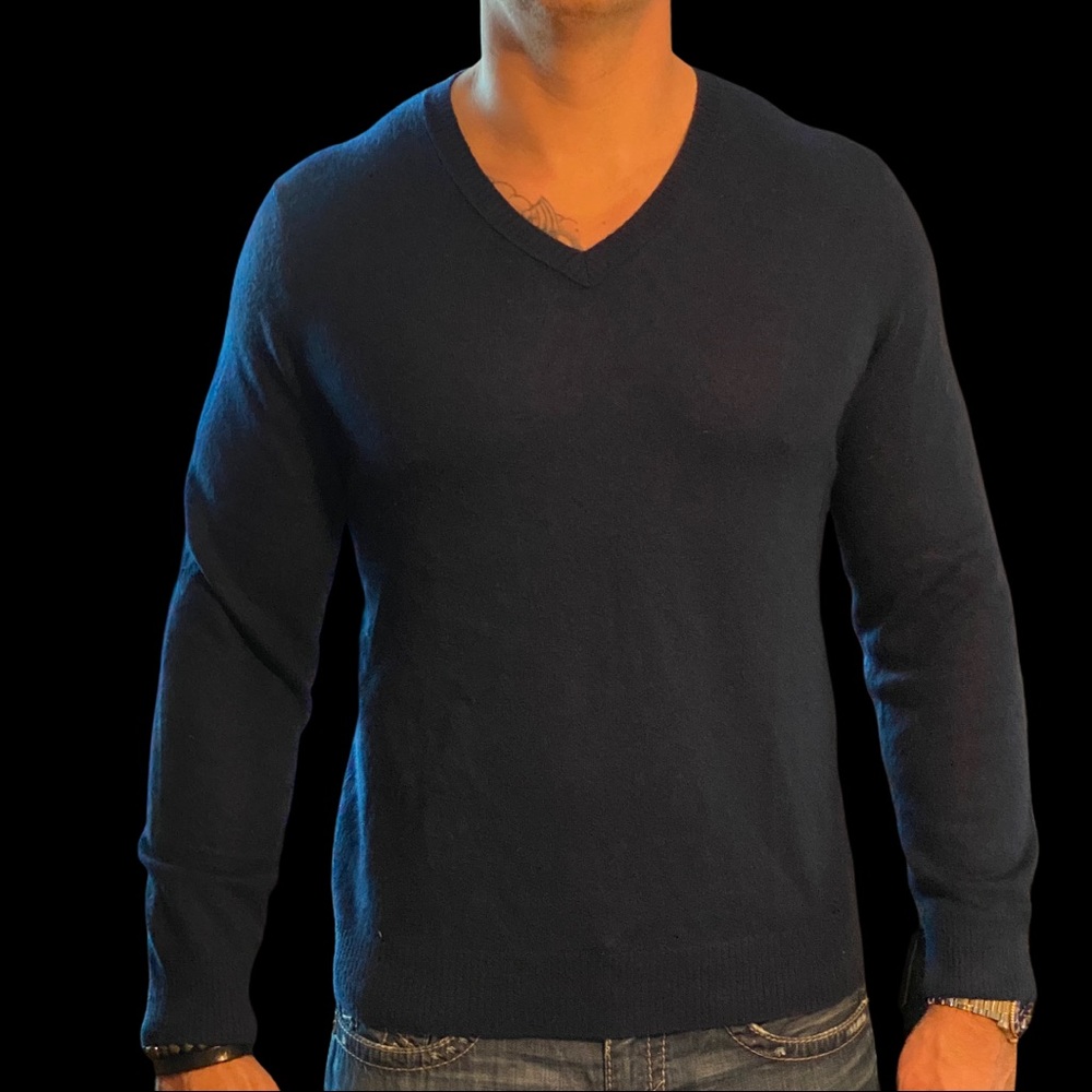 Christopher Fischer Men's Cashmere V-Neck Sweater